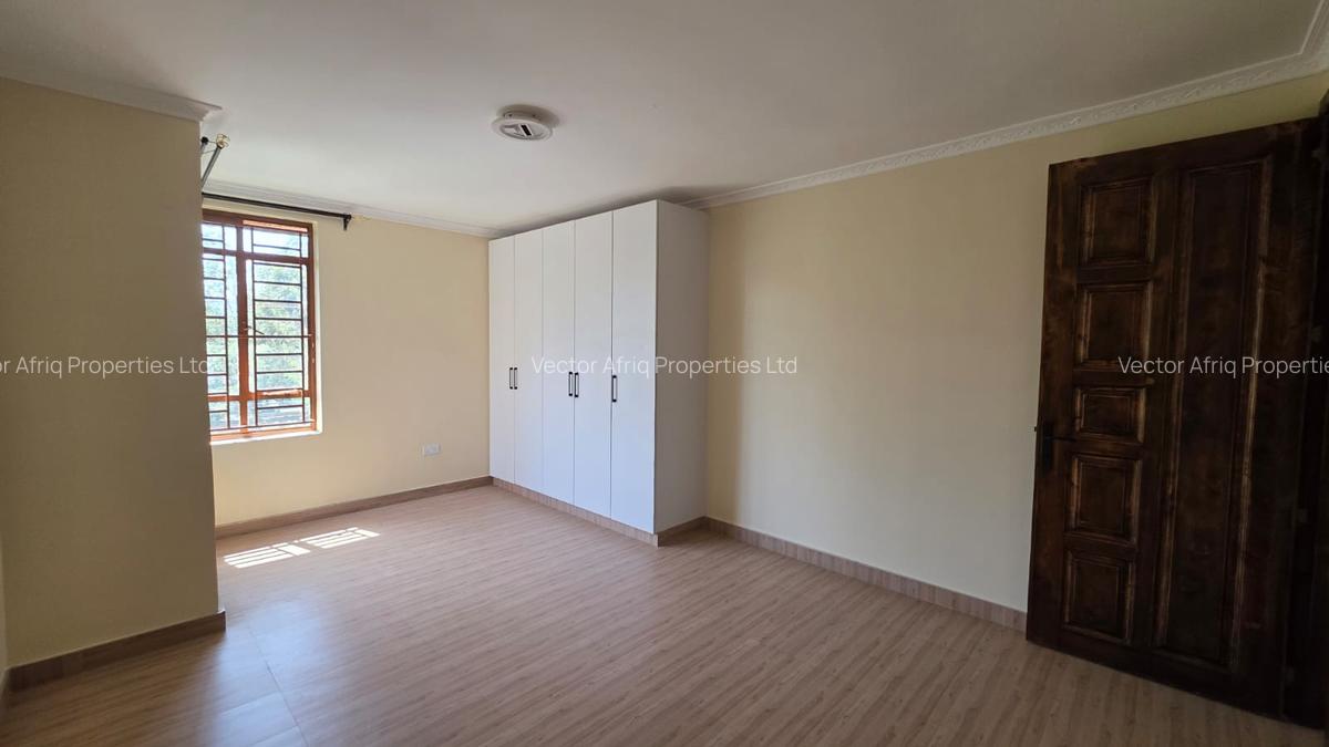 5 Bed Townhouse with En Suite in Ongata Rongai - 18