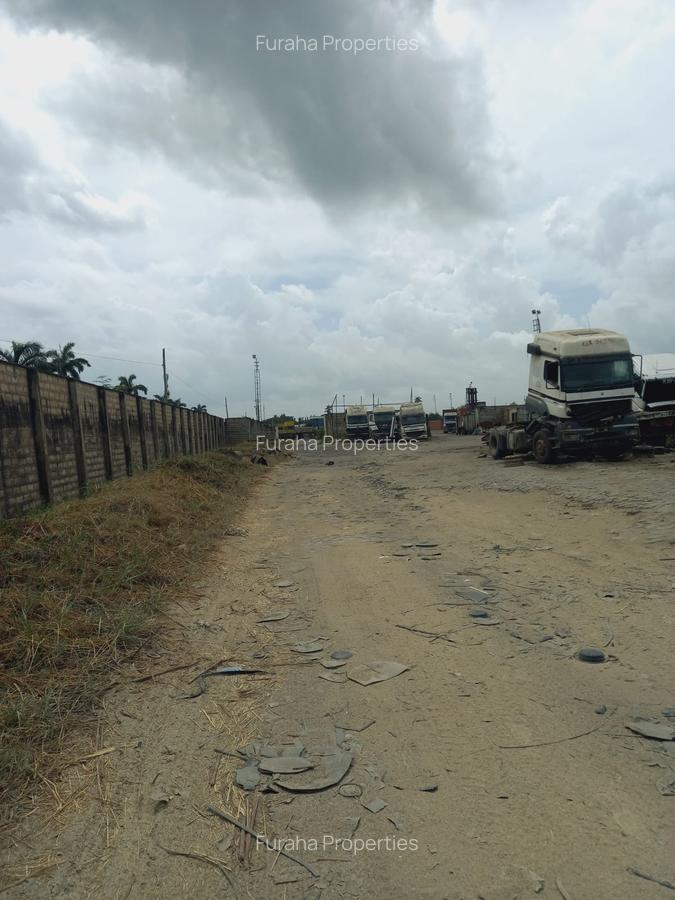 Warehouse in Changamwe - 6