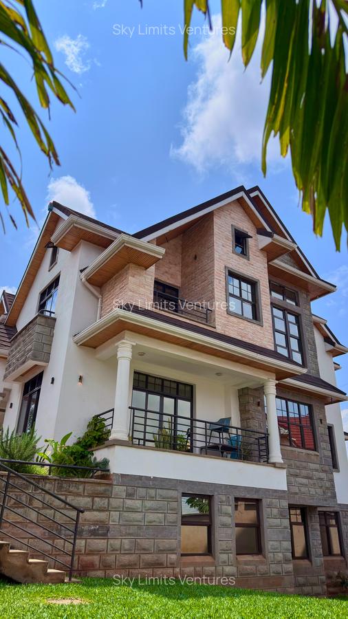 6 Bed House with En Suite at Membley Estate - 2