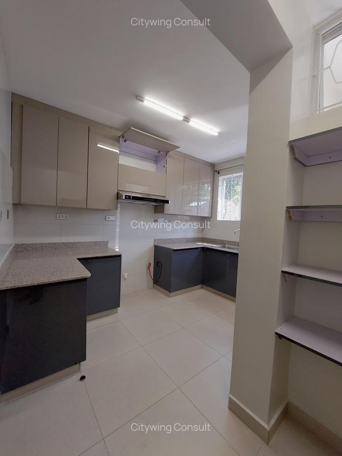4 Bed Townhouse with En Suite at Rhapta Road - 6
