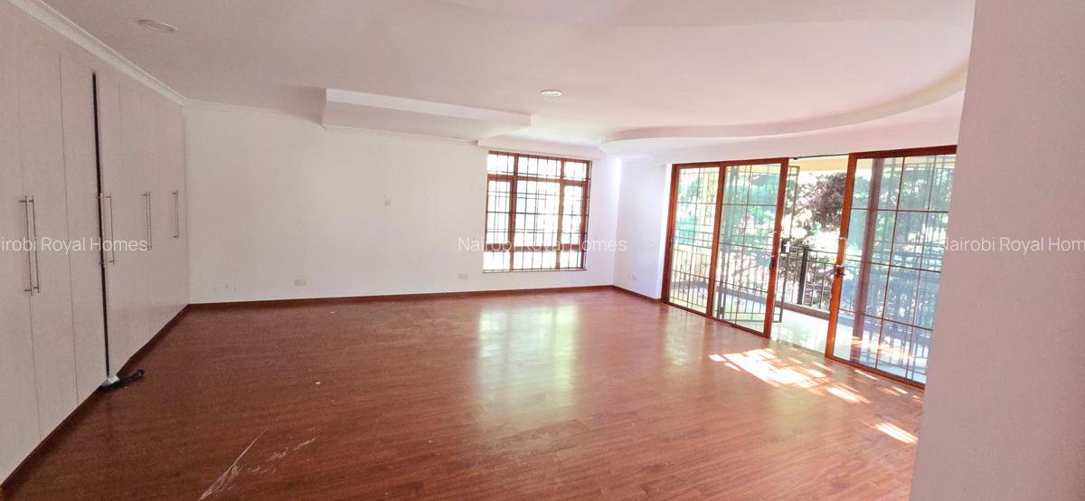 4 Bed House with En Suite at Off Mimosa Road - 10