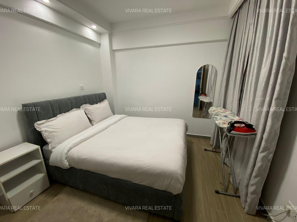 Serviced 2 Bed Apartment with En Suite in Riverside - 12