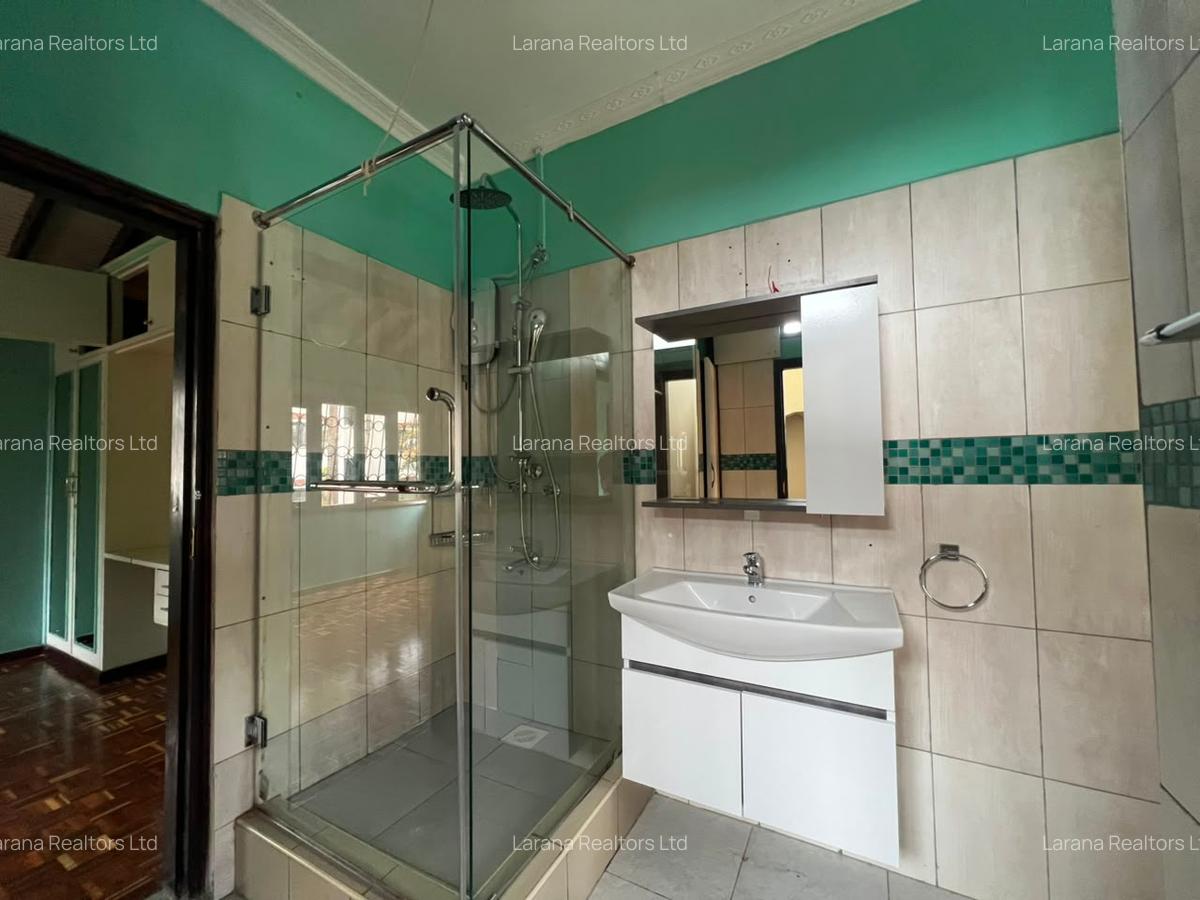 4 Bed Townhouse with Staff Quarters at Ole Dume Rd - 15