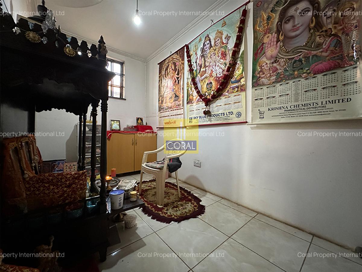 7 Bed House in Runda - 7