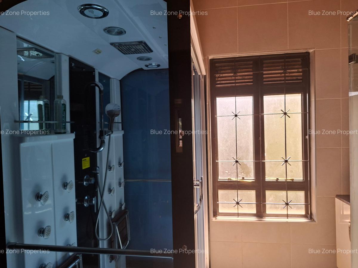 5 Bed Townhouse with En Suite at Off Panafric Insurance Avenue - 14