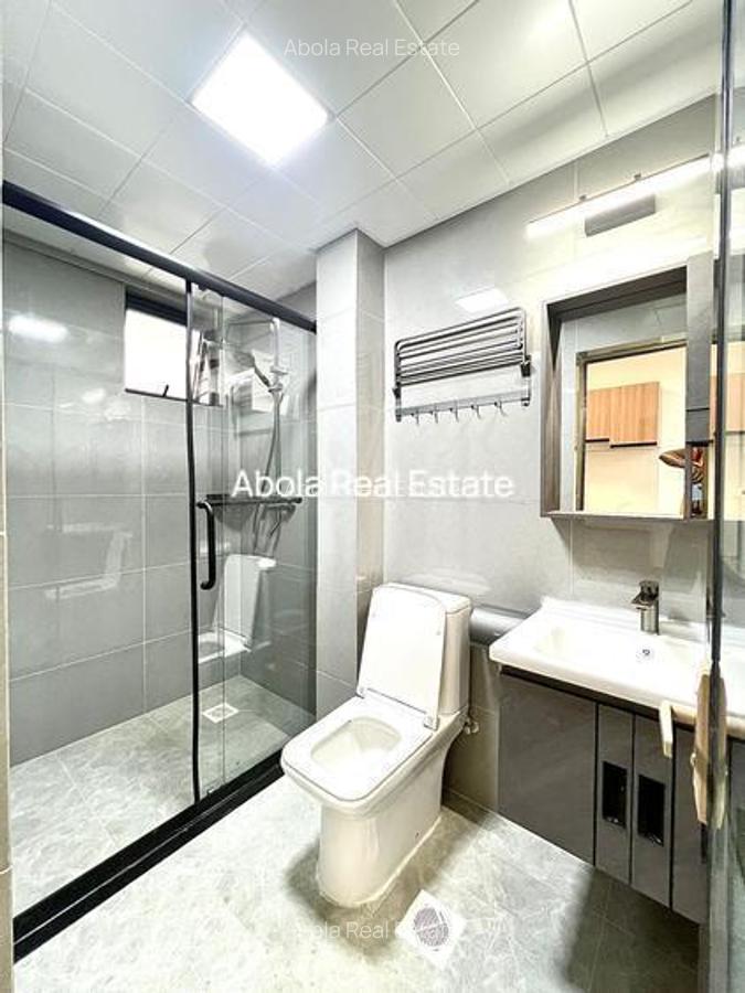 1 Bed Apartment with En Suite in Riverside - 4