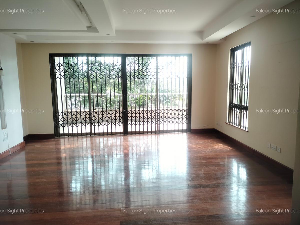 5 Bed Townhouse with Staff Quarters at Easy Access To Express - 13