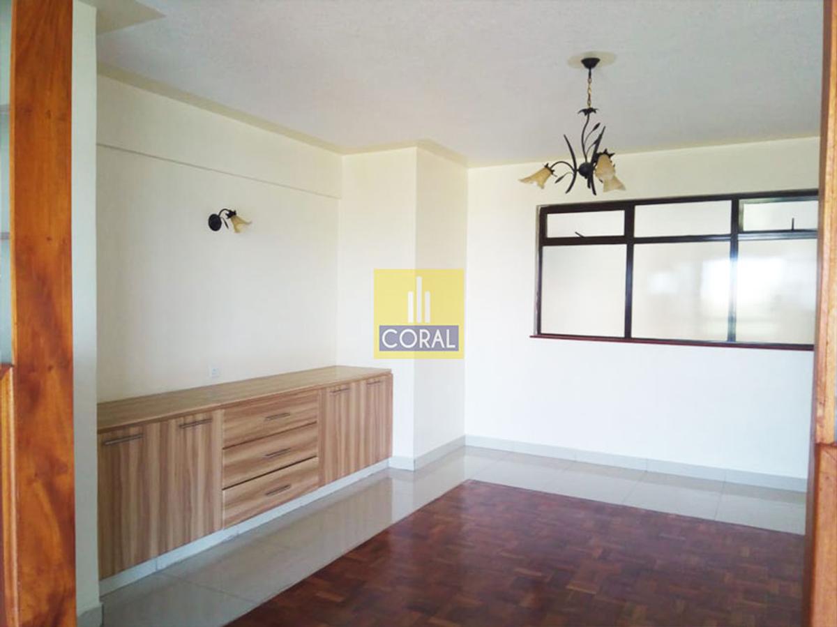 3 Bed Apartment with En Suite in Kilimani - 2