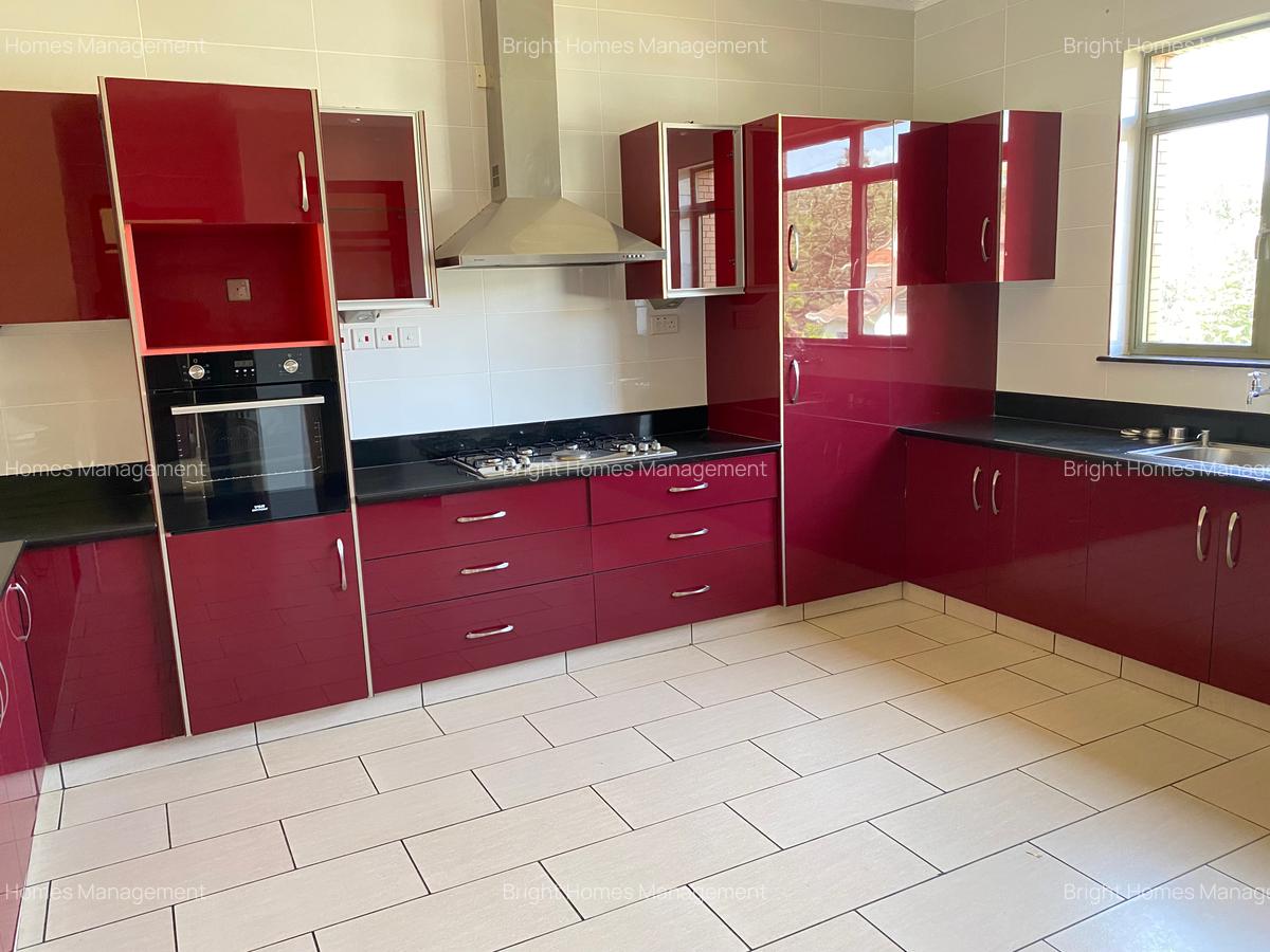5 Bed Apartment with En Suite in Kilimani - 19