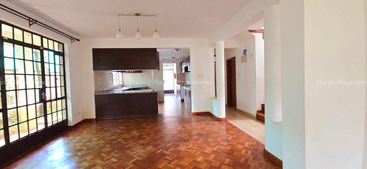 4 Bed Townhouse with En Suite at Lavington Green - 8