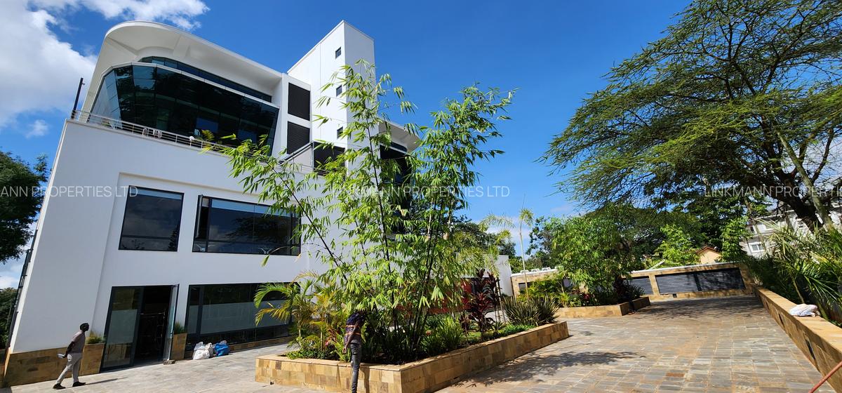 4,200 ft² Office with Service Charge Included in Lavington - 1