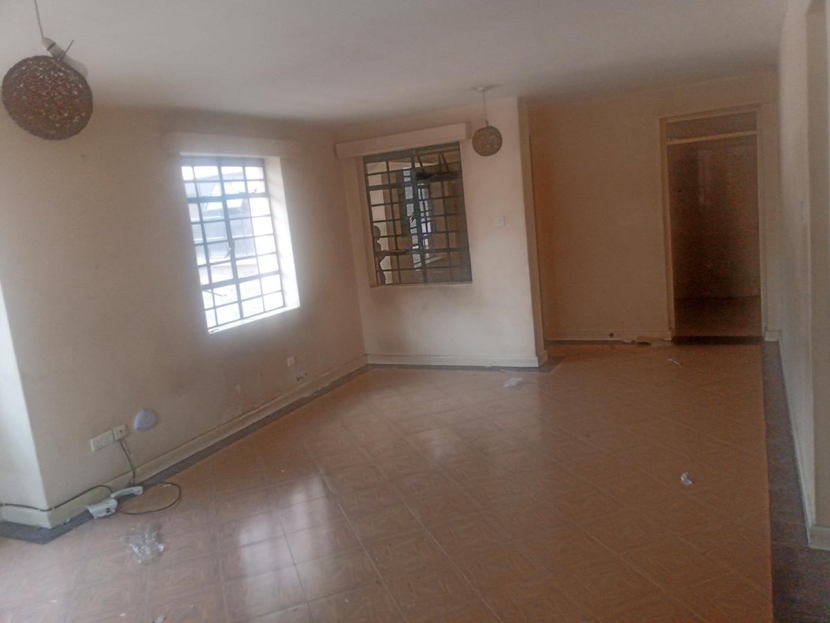 3 Bed Apartment with En Suite in Lavington - 2