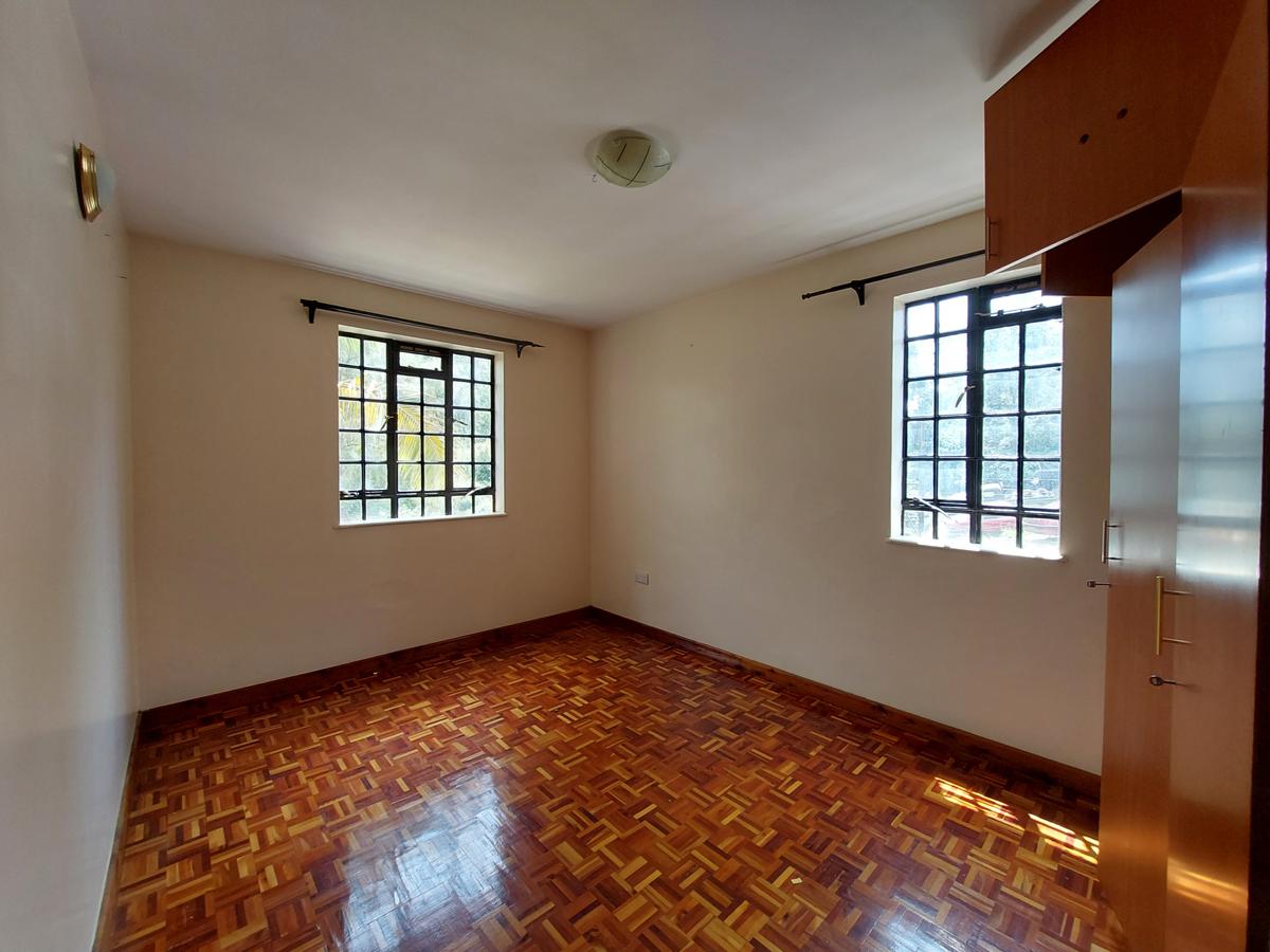 1 Bed Apartment with En Suite at Mandera Close - 10