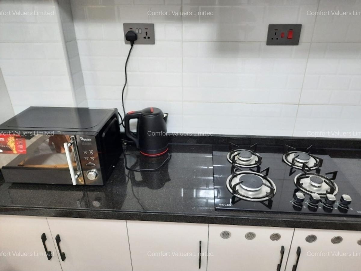 Serviced 2 Bed Apartment with En Suite at Kilimani - 9