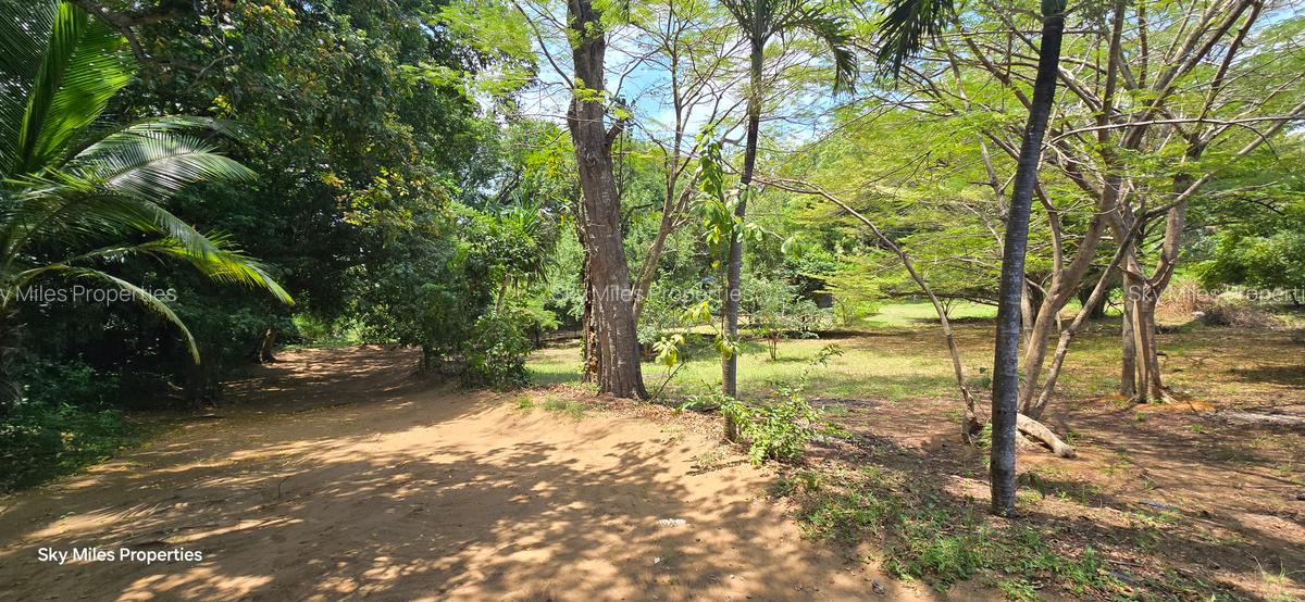 2.5 ac Land at Mtwapa - 5