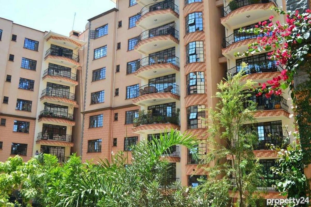 4 Bed Apartment with En Suite at Upperhill. - 1