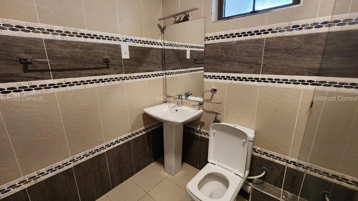 2 Bed Apartment with En Suite in Kileleshwa - 18