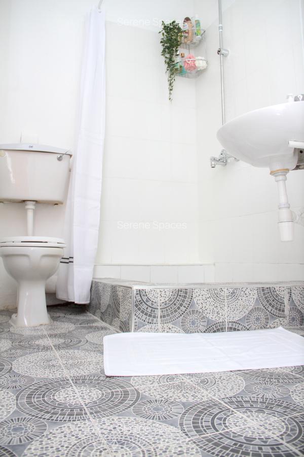 Serviced 1 Bed Apartment with Parking at East Church Road - 14