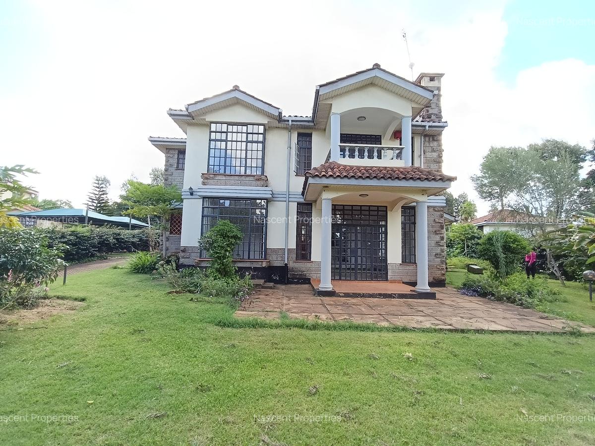 4 Bed Villa with En Suite in Rosslyn - 1