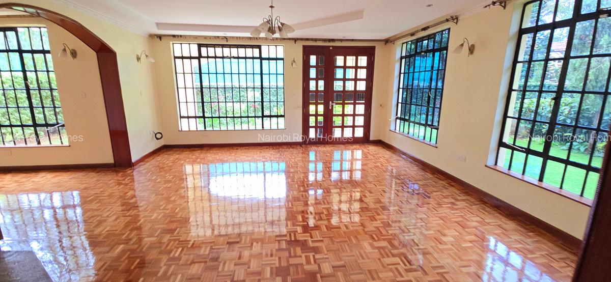 4 Bed Townhouse with En Suite at Chalbi Drive - 17