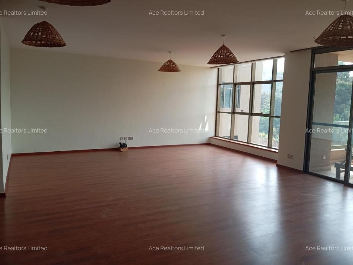 3 Bed Apartment with En Suite at 6Th Parklands - 12