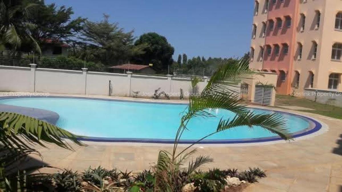 2 Bed Apartment with En Suite at Mt Kenya - 2