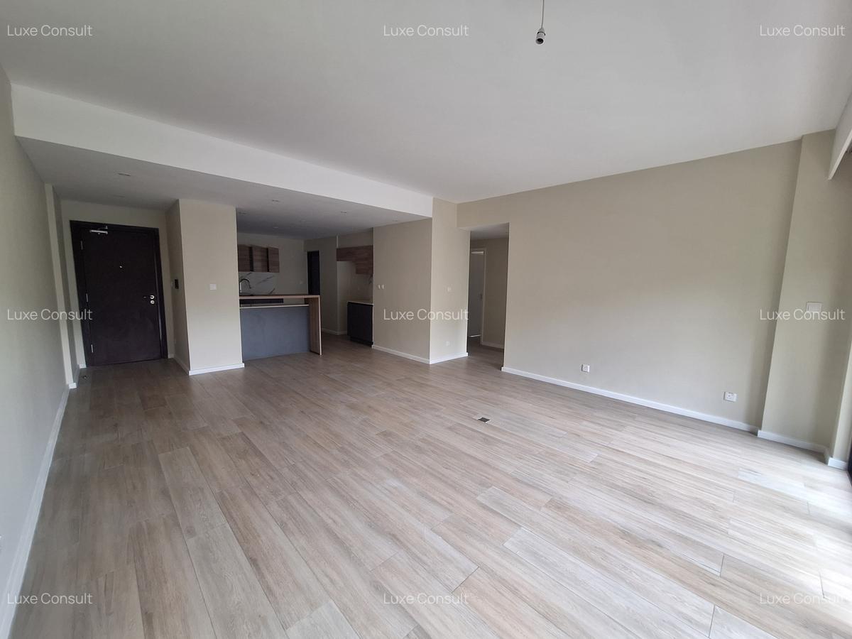 2 Bed Apartment with En Suite at Riverside Drive - 2