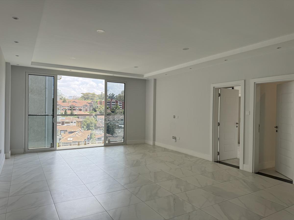 2 Bed Apartment with En Suite in Rhapta Road - 3