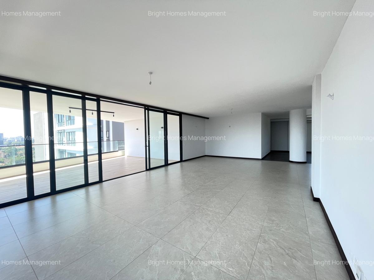 4 Bed Apartment with En Suite in Westlands Area - 14