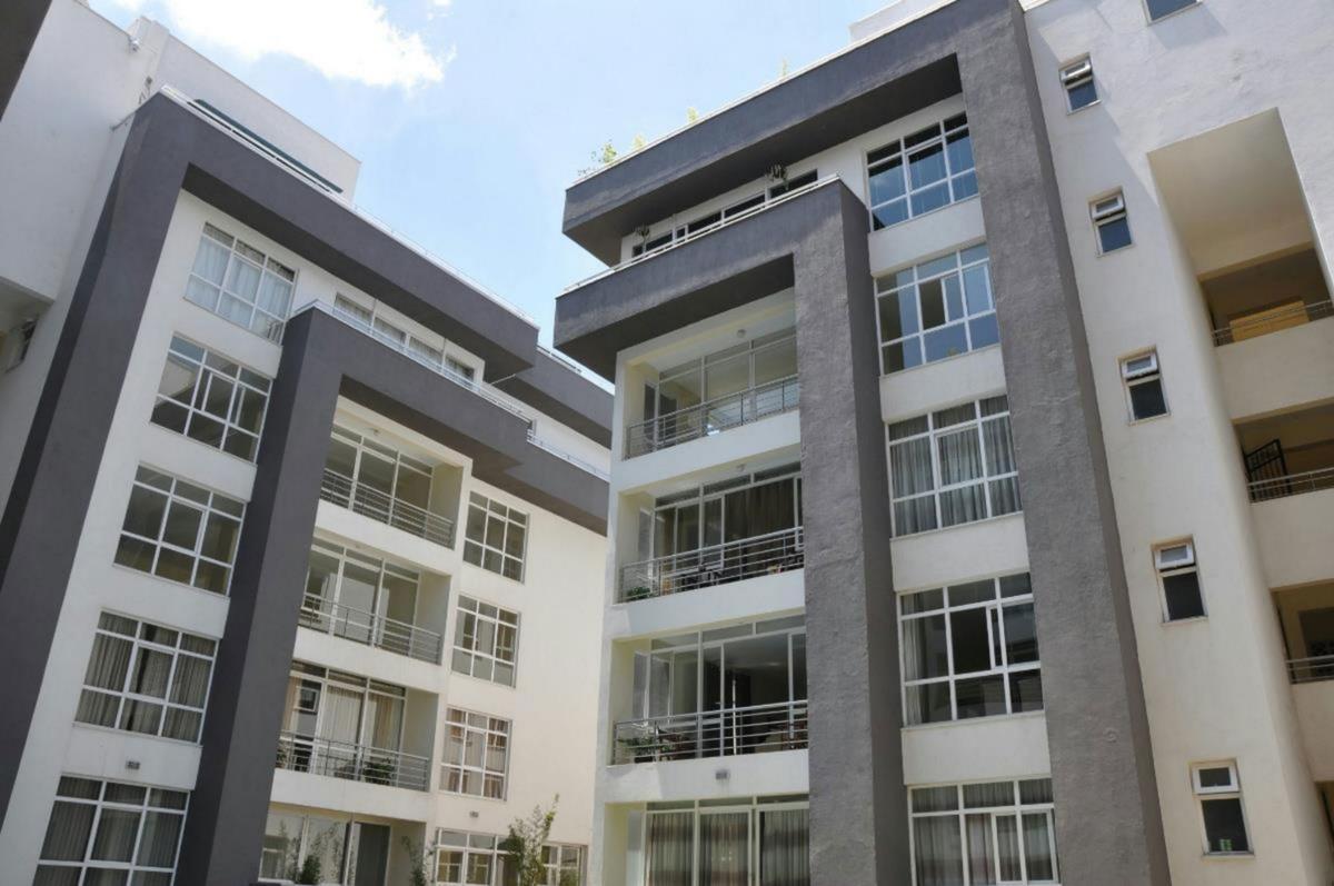 1 Bed Apartment with Parking in Kilimani - 1