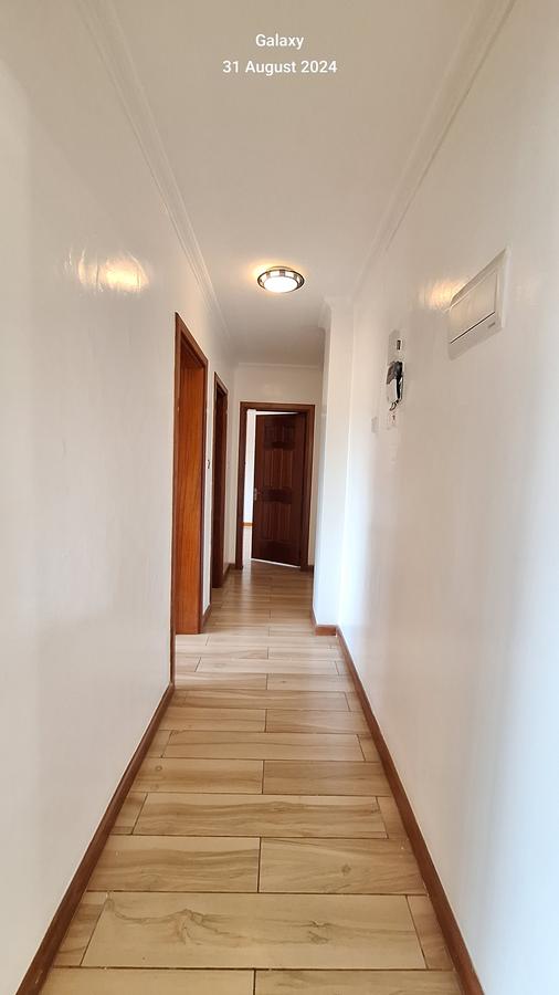 2 Bed Apartment with En Suite at Raphta Road - 6