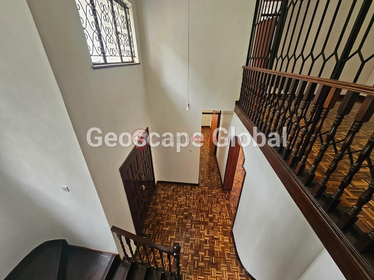 4 Bed House with En Suite in Kitisuru - 9