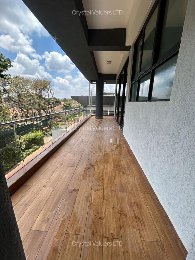 4 Bed Apartment with Swimming Pool in Spring Valley - 1