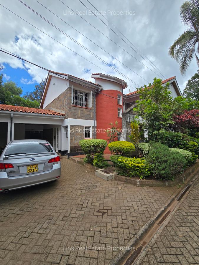 4 Bed Townhouse with En Suite in Lavington - 5