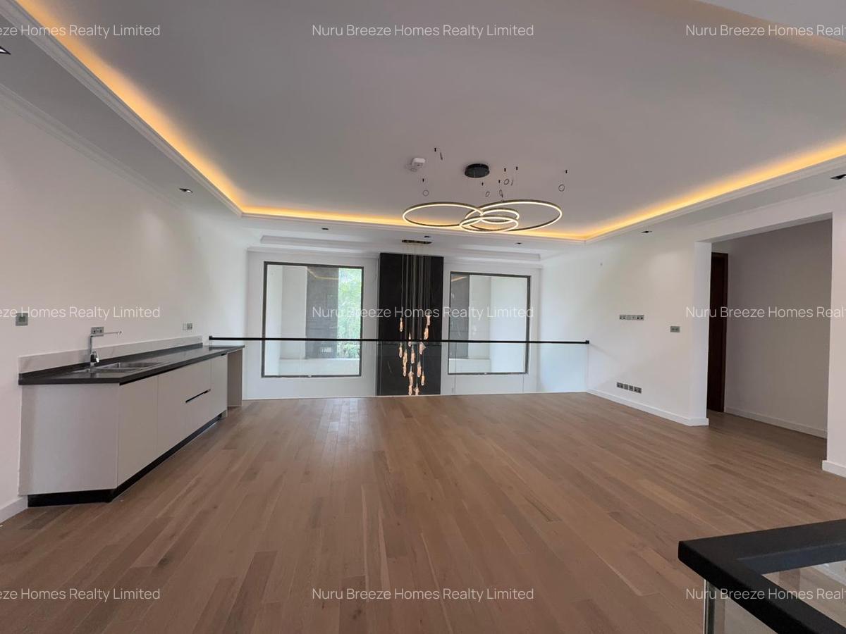 5 Bed Townhouse with En Suite in Karen - 12