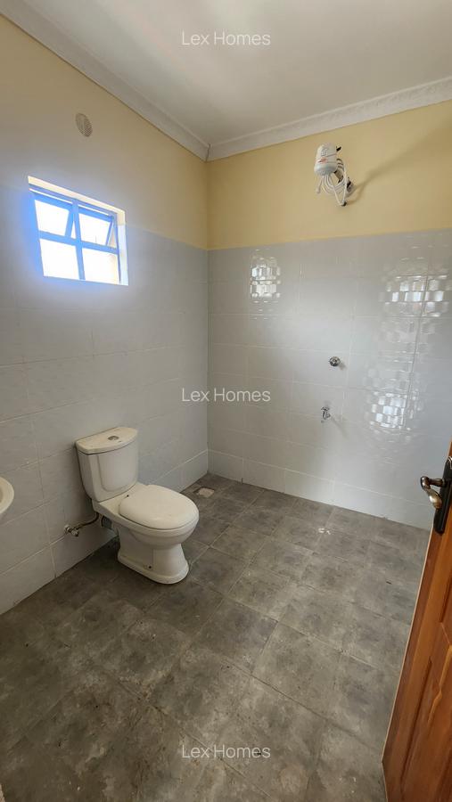 3 Bed House with En Suite at Oloika - 18