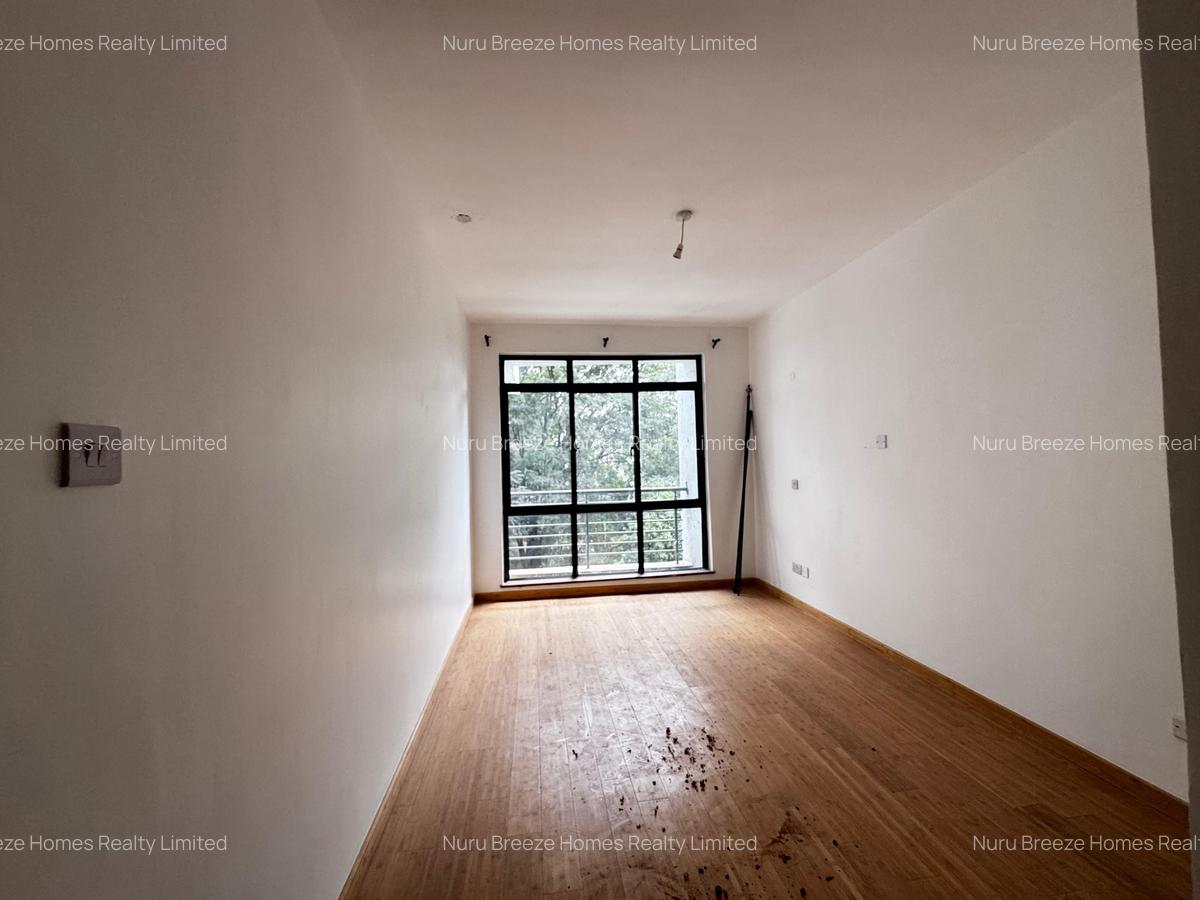 5 Bed Townhouse with En Suite in Lavington - 15