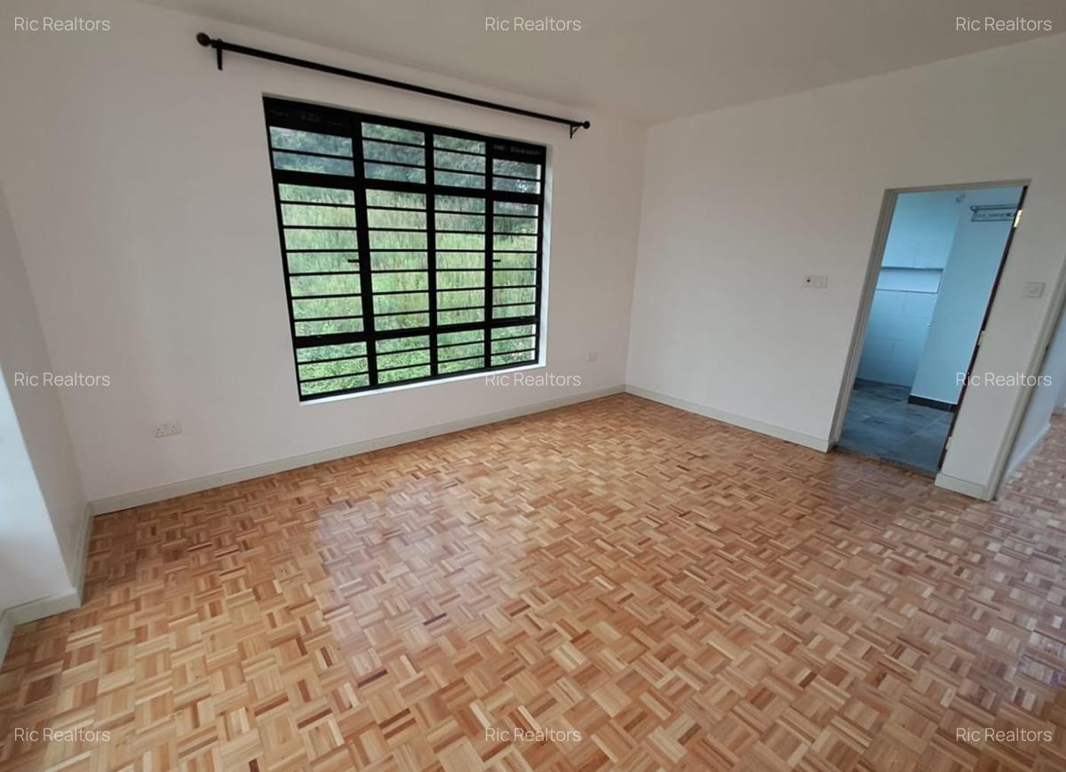 4 Bed Townhouse with En Suite at Oloolua - 46 - 12