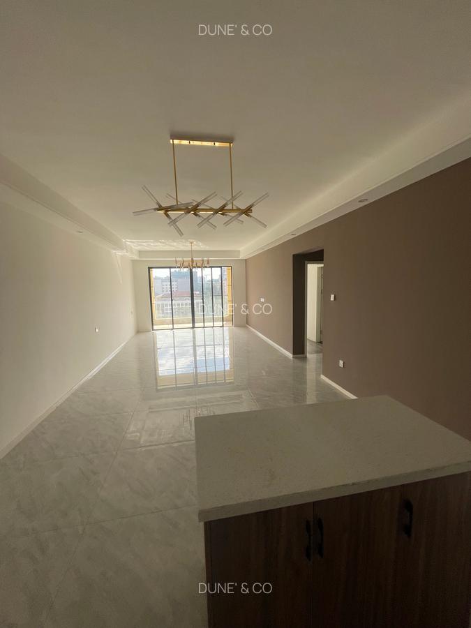 2 Bed Apartment with En Suite in Kilimani - 5