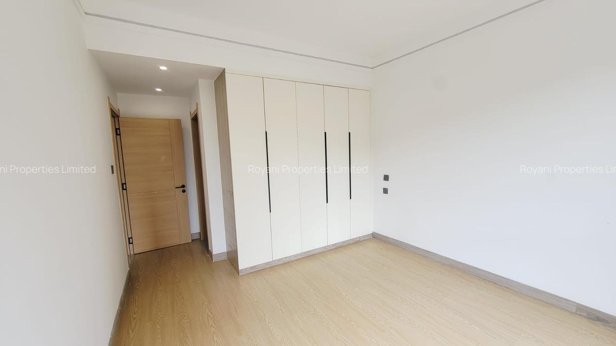 2 Bed Apartment with En Suite in Kilimani - 9