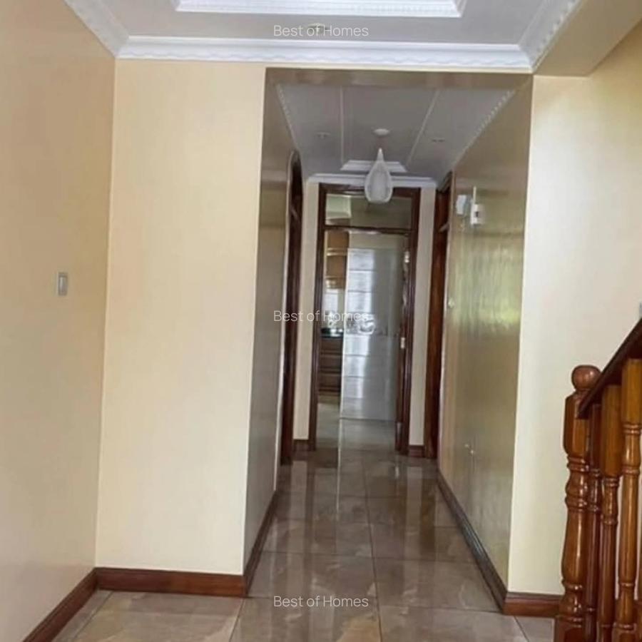 5 Bed Townhouse with En Suite in Lavington - 2