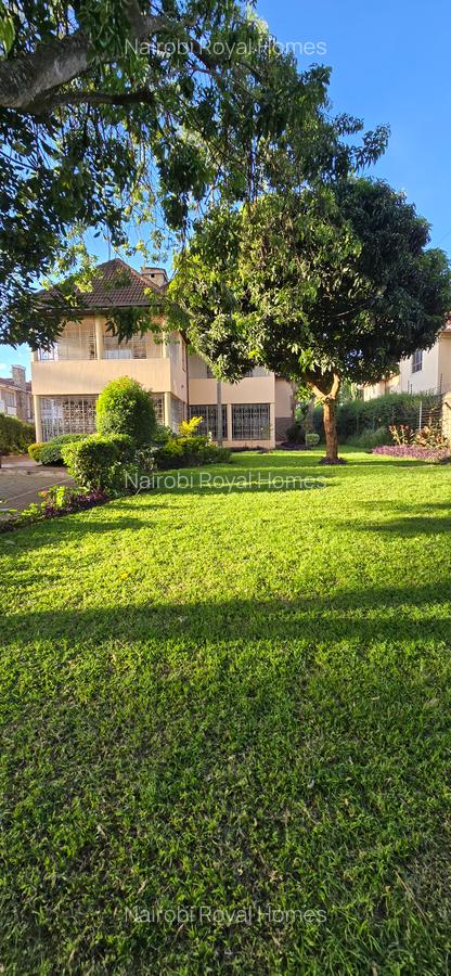 5 Bed House with En Suite at Runda Road - 7