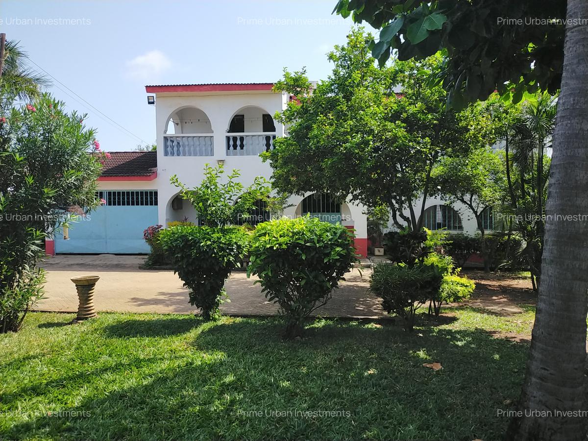 3 Bed Townhouse with En Suite in Shanzu - 5