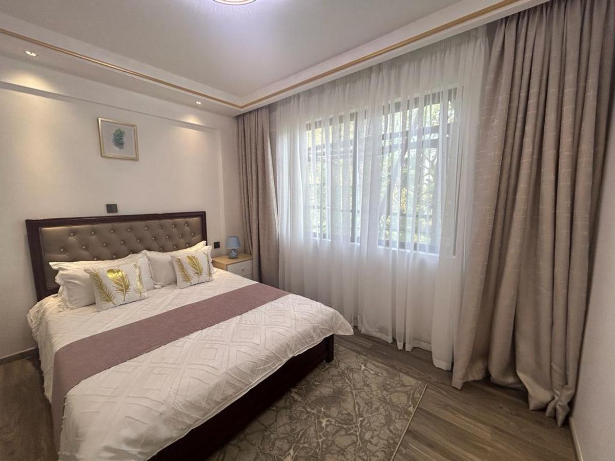 Furnished 2 Bed Apartment with En Suite at Padmore Road - 11