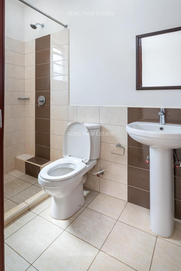 2 Bed Apartment with En Suite at Naivasha Road - 17