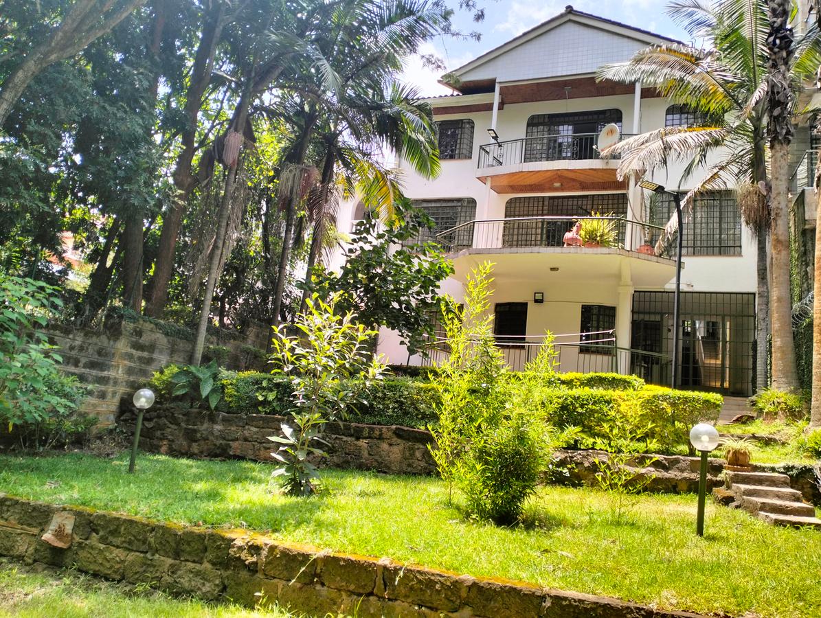 5 bed townhouse with en suite in kileleshwa