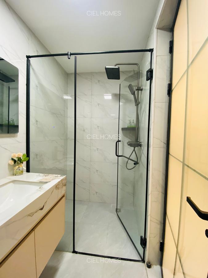 Studio Apartment with En Suite at Wood Avenue - 7