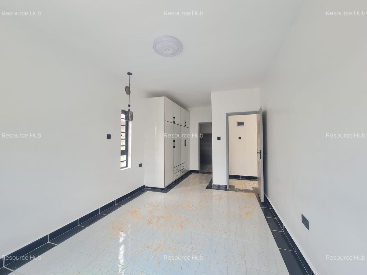 3 Bed Townhouse with En Suite at Olkerie - 12