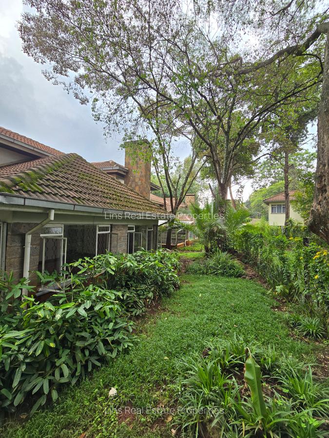 4 Bed Townhouse with En Suite in Lavington - 5