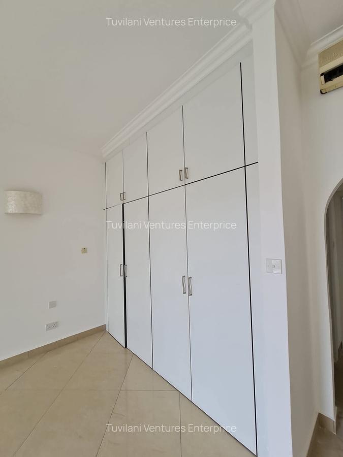 Serviced 3 Bed Apartment with En Suite at Nyali Mombasa - 11